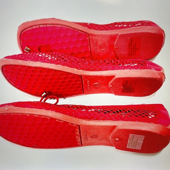 Sold out 🎈! adorable Red mesh Slip on flats 🥰 - Picture 5 of 5